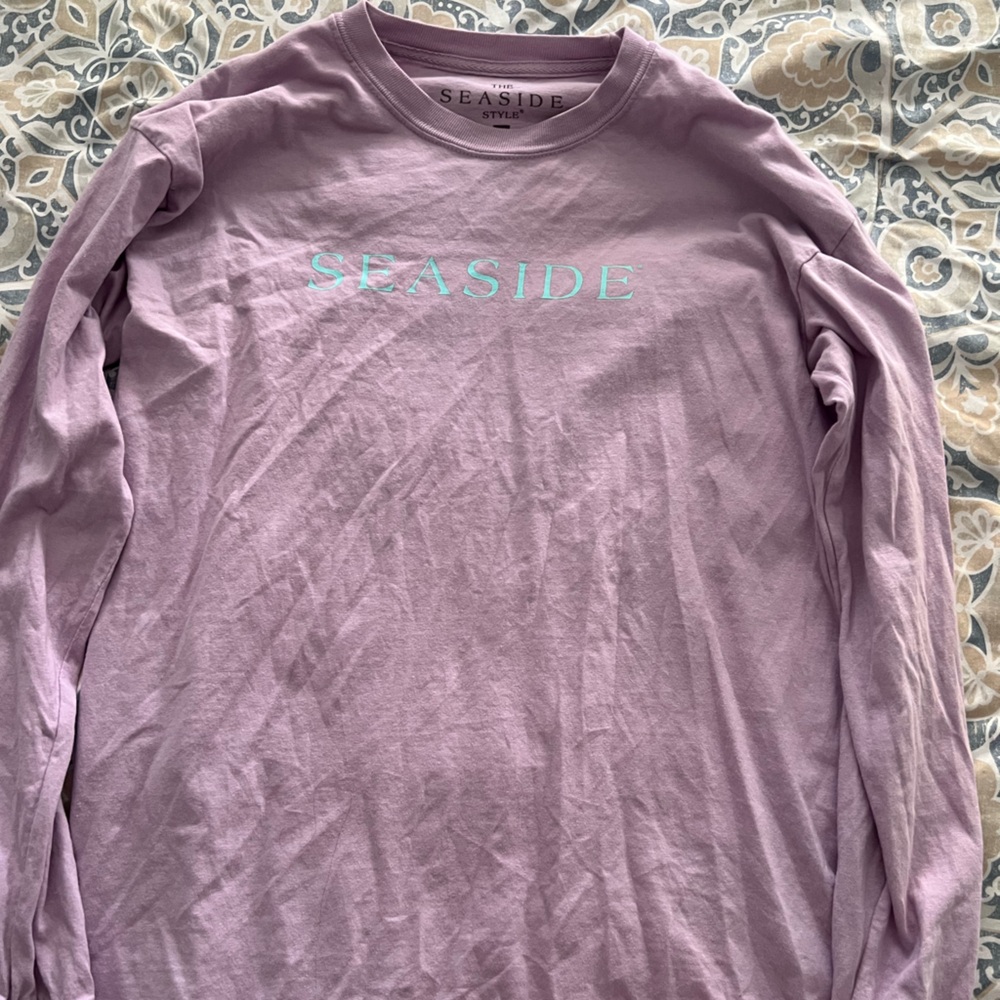 Casual Purple Long Sleeve Tee with Graphic Print